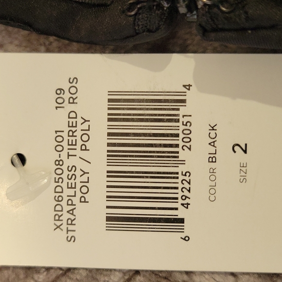 BCBG black strapless tired dress - Picture 7 of 7